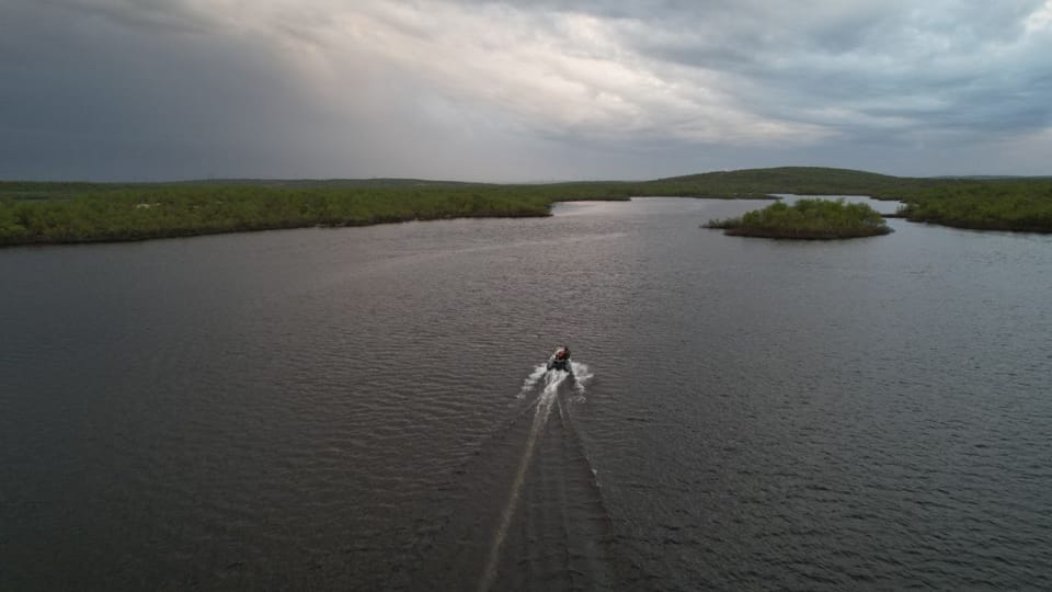 Пока на море качка, умчал в неведанные дали 🏝